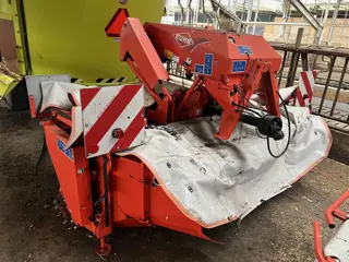Kuhn frontmaaier Type FC313 F bouwjaar 2019 gebruik 2020 klepels redelijk