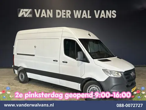 Mercedes-Benz Sprinter 214 CDI 143pk L2H2 Euro6 Airco | Camera | Apple Carplay | Cruisecontrol | Tre