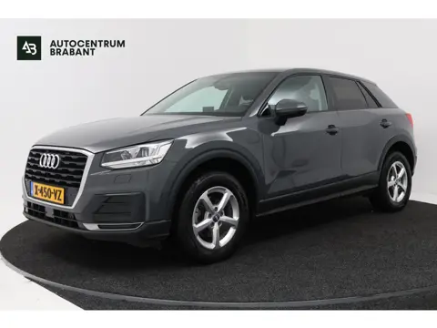 Audi Q2 30 TFSI S Edition (NAVIGATIE, LEDER, STOELVERWARMING, PARKEERSENSOREN)