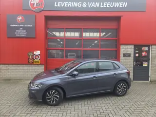 Volkswagen Polo 1.0 TSI Life Cruise control/ Navigatie/ Apple carplay- Android auto/ LM velgen/ Rijk
