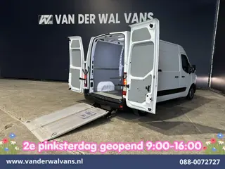 Renault Master 2.3 dCi 150pk L2H2 Laadklep Euro6 Airco | 2x zijdeur | Camera | Navigatie | LED | Cru
