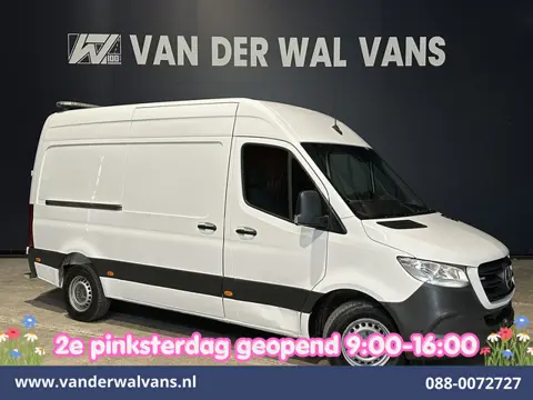 Mercedes-Benz Sprinter 316 CDI 164pk 3500kg Trekhaak L2H2 Euro6 Airco | Camera | Apple Carplay Cruis