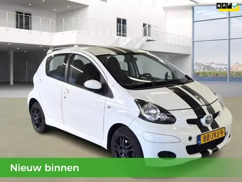Toyota Aygo 1.0-12V ACTIE: NU TOT €500 KORTING! NAP| 5DRS| AIRCO| NIEUWE APK| 1E EIGENAAR| VELGEN| E