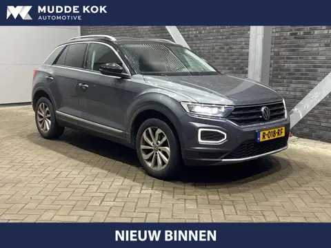 Volkswagen T-Roc 1.5 TSI Sport Business R | Automaat | Panoramadak | Trekhaak | Stoelverwarming | Ca