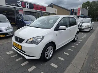 SEAT Mii 1.0 Style Dynamic 5 deursw, airco, navigatie, stoelverwarming, pdc, cruise control