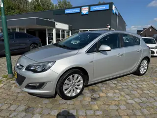Opel Astra 1.4 Turbo Edition