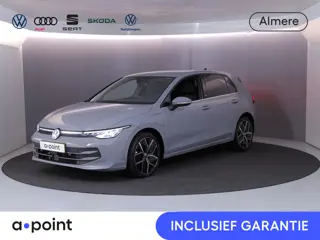 Volkswagen Golf 1.5 eHybrid 50 Edition 204 PK PHEV | Verlengde garantie | Navigatie | 18" LM velgen 