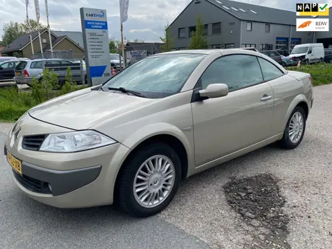 Renault Mégane Coupé-Cabriolet 2.0-16V Tech Line
