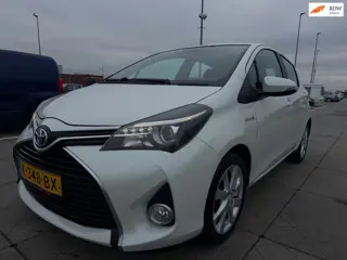 Toyota Yaris 1.5 Hybrid Dynamic Camera Cruise LMV StoelVerwarming Nieuwe Apk