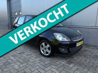 Ford Fiesta 1.6-16V Futura|Automaat|Nieuw Apk