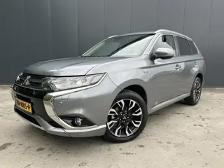Mitsubishi Outlander 2.0 PHEV instyle+ OPEN DAK AFN TREKHAAK ECC CAMERA NAVI ADAP CRUISE LEER
