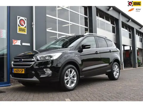 Ford Kuga 1.5/150 pk Titanium