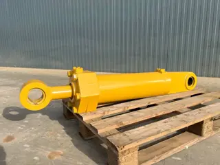 Cat D8 Cylinder (bj 2026)