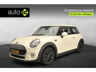 MINI 3-deurs Cooper Automaat / Navigatie / PDC / Cruise / Key-less / Alu wielen black
