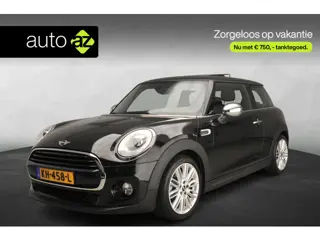 MINI 3-deurs Cooper Automaat / Panoramadak / PDC / Climate / LED / Harman-Kardon / Leder / Sportstoe