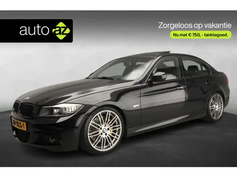 BMW 3-serie 330i | Individual Edition | M-Sportpakket | Performance remsysteem | Schuifdak | 19" Ind