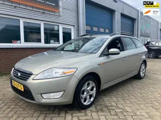 Ford Mondeo Wagon 2.3-16V Ghia