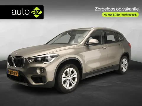 BMW X1 sDrive20i High Executive Automaat | Trekhaak (1800kg) | Dealer onderhouden | Navigatie | Park