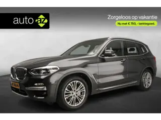 BMW X3 xDrive20i Panoramadak / Trekhaak / Sportstoelen / Park -assist / LED / Harman-Kardon / Head-u