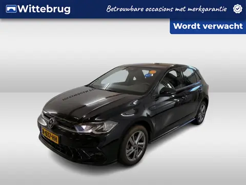 Volkswagen Polo 1.0 TSI 95pk R-Line / Navigatie by APP / LM 16 inch / Parkeersensoren / LED / Digita