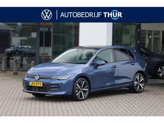Volkswagen Golf 1.5 eHybrid Life Edition Navigatie, Wegklapbare trekhaak, panoramadak, 18" LMV, acht