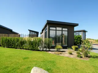 Luxe modern chalet in de duinen vlakbij het strand en De Cocksdorp