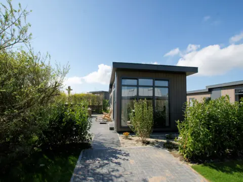 Luxe modern chalet in de duinen vlakbij het strand en De Cocksdorp