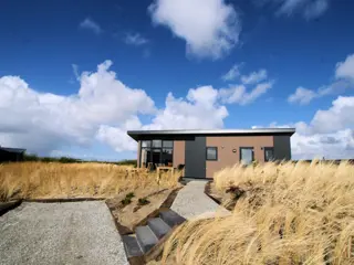 Luxe modern chalet met prachtige ligging nabij de vuurtoren
