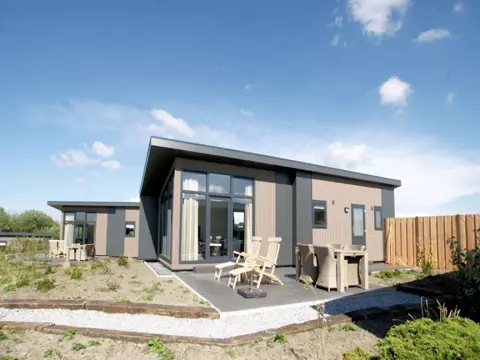 Modern luxe chalet prachtig gelegen vlakbij zee in De Cocksdorp