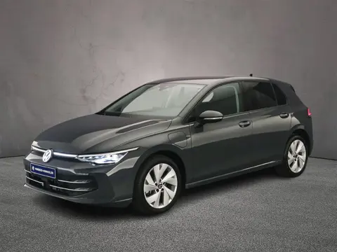 Volkswagen Golf Life Edition 1.5 TSI eHybrid 204pk DSG Automaat Adaptive cruise control, LED matrix 