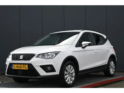 SEAT Arona 1.0 TSI Style Business Intense (bj 2021)
