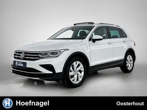 Volkswagen TIGUAN 1.4 TSI eHybrid R-Line Business+ | Automaat | Adaptive cruise | CarPlay | Camera |