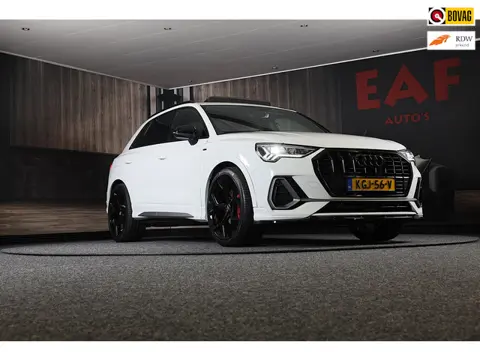 Audi Q3 45 TFSI e RSQ3 Look / AUT / Cc / Lane Assist / Camera / Dig Cockpit / Open Panoramadak / Pdc