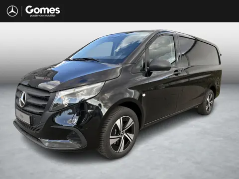Mercedes-Benz eVito eVito 112 L2 60 kWh Mercedes-Benz eVito eVito 112 L2 66 kWh