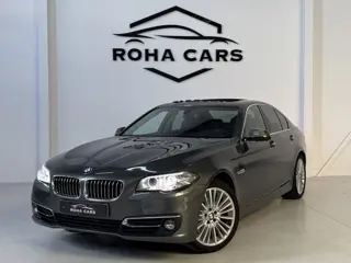 BMW 5-serie 535i Luxury Edition *Pano dak* *Leder* *Trekhaak* *Memory* *Digi