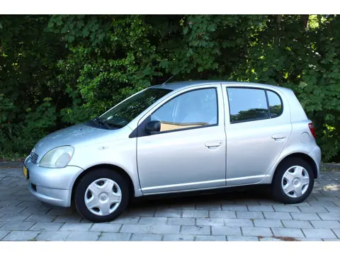 Toyota Yaris 1.3-16V VVT-i Sol keurig autootje, APK nieuw!