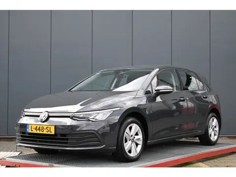 Volkswagen Golf 1.0 TSI Life (bj 2021)