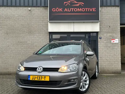Volkswagen Golf Variant 1.2 TSI Business Edition Connected / Navi / Stoelmassage / PDC / NAP / Camer