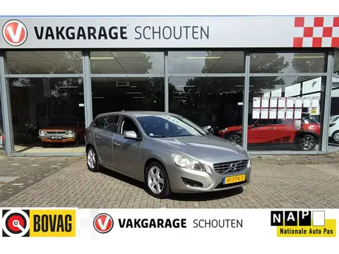 Volvo V60 1.6 T3 Kinetic