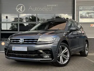 Volkswagen Tiguan 1.5 TSI ACT R-Line Pano | Camera | Dealer Onderhouden