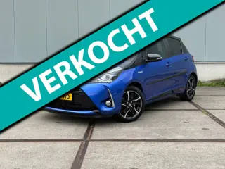 Toyota Yaris 1.5 Hybrid Bi-Tone stoelverwarming, navi!