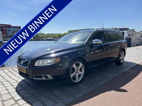 Volvo V70 2.0T R-Edition airco/ecc leer navigatie apk