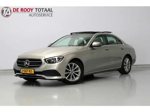 Mercedes-Benz E-Klasse 200 Business Solution Avantgarde 198PK, RIJKLAAR | PANORAMADAK | SFEERVERLICH