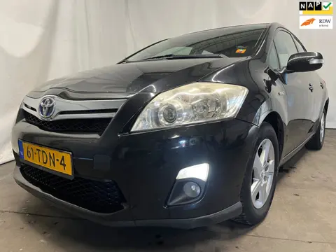Toyota Auris 1.8 Full Hybrid Aspiration SCHADEAUTO!