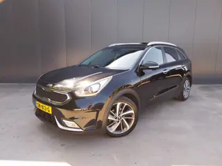 Kia Niro 1.6 GDi Hybrid First Edition 1e EIGENAAR OPEN DAK CAMERA HALF LEER LED NAVI CRUISE ECC