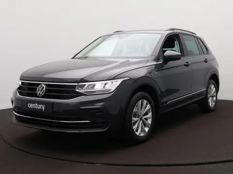 Volkswagen Tiguan 1.4 TSI eHybrid Life Automaat | LED - ErgoActive stoel | PDC | Side Assist | Stoel