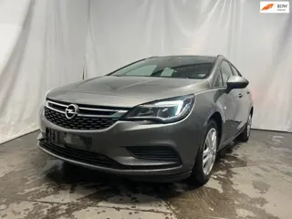 Opel Astra 1.6 CDTI Business Executive SCHADEAUTO!