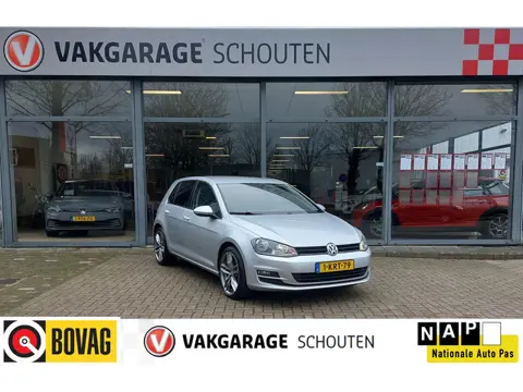 Volkswagen Golf 1.2 TSI Highline | Cruise Control | Navigatie