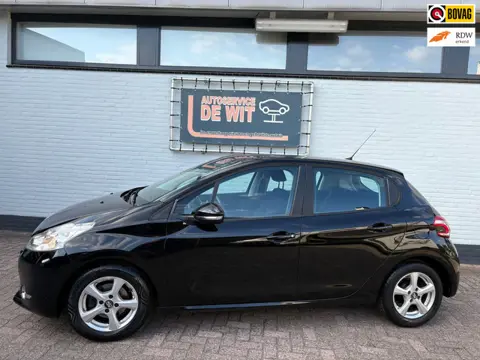 Peugeot 208 1.2 VTi Envy