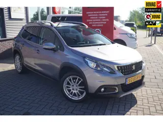 Peugeot 2008 1.2 PureTech Allure / Camera / Carplay / Pano / Cruise